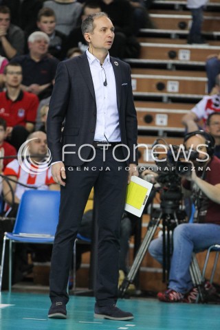  16.01.2016 RZESZOW<br />SIATKOWKA PLUSLIGA 2015/2016 MEN VOLLEYBALL POLAND POLISH PLUS LIGA LEAGUE SEASON 2015/2016<br />MECZ ASSECO RESOVIA RZESZOW - LOTOS TREFL GDANSK <br />N/Z ANDRZEJ KOWAL - I TRENER ( HEAD COACH ) SYLWETKA <br /> 