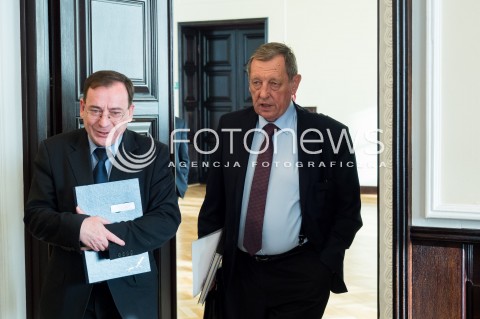 19.01.2016 WARSZAWA<br /> POSIEDZENIE RADY MINISTROW<br /> N/Z  MARIUSZ KAMINSKI I JAN SZYSZKO<br /> 