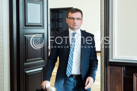  19.01.2016 WARSZAWA<br /> POSIEDZENIE RADY MINISTROW<br /> N/Z  MINISTER SPRAWIEDLIWOSCI ZBIGNIEW ZIOBRO<br /> 