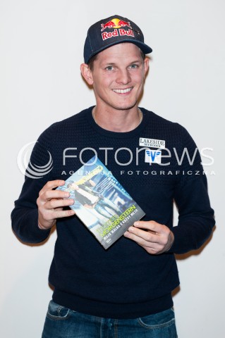  22.01.2016 WARSZAWA<br />
THOMAS MORGENSTERN W EMPIKU<br />
N/Z THOMAS MORGENSTERN<br />
 