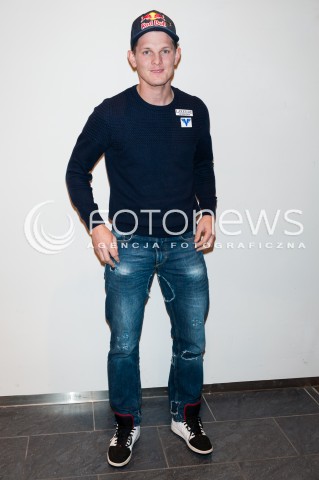  22.01.2016 WARSZAWA<br />
THOMAS MORGENSTERN W EMPIKU<br />
N/Z THOMAS MORGENSTERN<br />
 