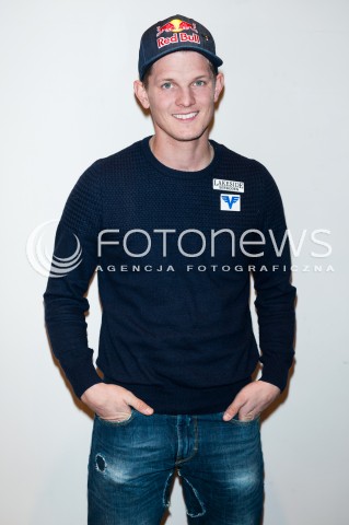  22.01.2016 WARSZAWA<br />
THOMAS MORGENSTERN W EMPIKU<br />
N/Z THOMAS MORGENSTERN<br />
 