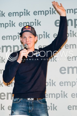  22.01.2016 WARSZAWA<br />
THOMAS MORGENSTERN W EMPIKU<br />
N/Z THOMAS MORGENSTERN<br />
 