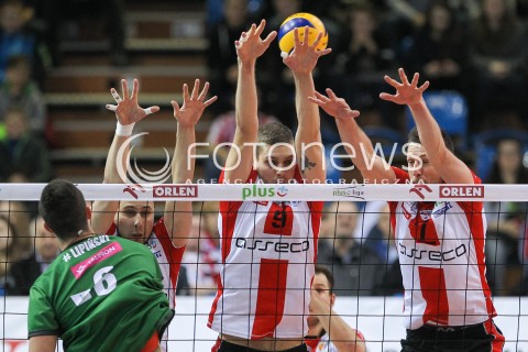  23.01.2016 RZESZOW<br />SIATKOWKA PLUSLIGA 2015/2016 MEN VOLLEYBALL POLAND POLISH PLUS LIGA LEAGUE SEASON 2015/2016<br />MECZ ASSECO RESOVIA RZESZOW - AZS CZESTOCHOWA <br />N/Z DMYTRO PASHYTSKYY ( PASZYCKI ) OLIEG ACHREM ( ALEH AKHREM ) FABIAN DRZYZGA BLOK<br /> 