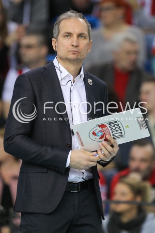  23.01.2016 RZESZOW<br />SIATKOWKA PLUSLIGA 2015/2016 MEN VOLLEYBALL POLAND POLISH PLUS LIGA LEAGUE SEASON 2015/2016<br />MECZ ASSECO RESOVIA RZESZOW - AZS CZESTOCHOWA <br />N/Z ANDRZEJ KOWAL - I TRENER ( HEAD COACH ) SYLWETKA <br /> 