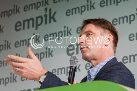  26.01.2016 WARSZAWA<br />TOMASZ LIS W EMPIKU<br />N/Z TOMASZ LIS<br /> 