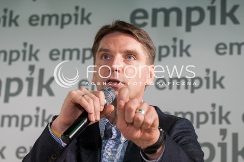  26.01.2016 WARSZAWA<br />TOMASZ LIS W EMPIKU<br />N/Z TOMASZ LIS<br /> 