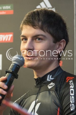  28.01.2016 WARSZAWA<br />PREZENTACJA TEAMU POLSKIEGO KROSS<br />N/Z BARTLOMIEJ WAWAK<br /> 