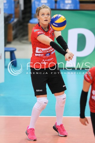  30.01.2016 RZESZOW<br />SIATKOWKA ORLEN LIGA 2015/2016 WOMEN VOLLEYBALL POLAND POLISH ORLENLIGA LEAGUE SEASON 2015/2016 <br />MECZ DEVELOPRES SKYRES RZESZOW - LEGIONOVIA LEGIONOWO <br />N/Z NATALIA GAJEWSKA SYLWETKA <br /> 
