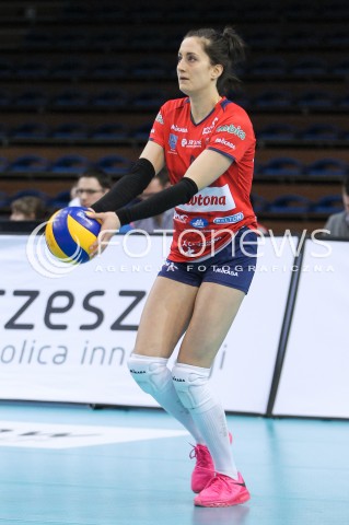  30.01.2016 RZESZOW<br />SIATKOWKA ORLEN LIGA 2015/2016 WOMEN VOLLEYBALL POLAND POLISH ORLENLIGA LEAGUE SEASON 2015/2016 <br />MECZ DEVELOPRES SKYRES RZESZOW - LEGIONOVIA LEGIONOWO <br />N/Z IGA CHOJNACKA SYLWETKA <br /> 