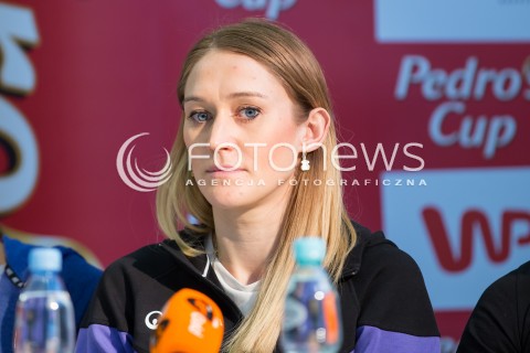  04.02.2016 LODZ <br />MITING LEKKOATLETYCZNY PEDROS CUP 2016 W ATLAS ARENIE<br />KONFERENCJA PRASOWA<br />N/Z KAMILA LICWINKO SYLWETKA<br /> 