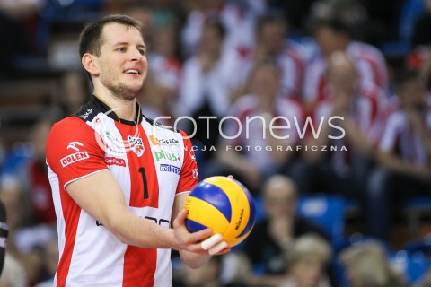  10.02.2016 RZESZOW<br />SIATKOWKA PLUSLIGA 2015/2016 MEN VOLLEYBALL POLAND POLISH PLUS LIGA LEAGUE SEASON 2015/2016<br />MECZ ASSECO RESOVIA RZESZOW - PGE SKRA BELCHATOW <br />N/Z BARTOSZ KUREK SYLWETKA <br /> 