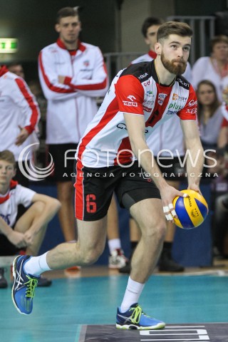  10.02.2016 RZESZOW<br />SIATKOWKA PLUSLIGA 2015/2016 MEN VOLLEYBALL POLAND POLISH PLUS LIGA LEAGUE SEASON 2015/2016<br />MECZ ASSECO RESOVIA RZESZOW - PGE SKRA BELCHATOW <br />N/Z DAWID DRYJA SYLWETKA <br /> 
