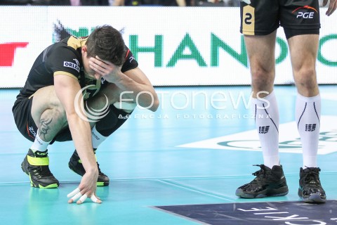  10.02.2016 RZESZOW<br />SIATKOWKA PLUSLIGA 2015/2016 MEN VOLLEYBALL POLAND POLISH PLUS LIGA LEAGUE SEASON 2015/2016<br />MECZ ASSECO RESOVIA RZESZOW - PGE SKRA BELCHATOW <br />N/Z FACUNDO CONTE ZASLABNIECIE BOL URAZ KONTUZJA<br /> 