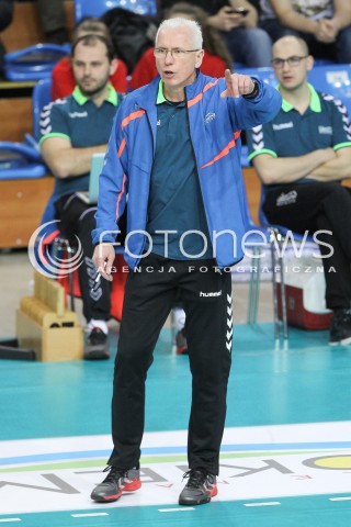  13.02.2016 RZESZOW <br />SIATKOWKA ORLEN LIGA 2015/2016 <br />WOMEN VOLLEYBALL POLAND POLISH ORLENLIGA LEAGUE SEASON 2015/2016 <br />MECZ DEVELOPRES SKYRES RZESZOW - BKS ALUPROF PROFI CREDIT BIELSKO - BIALA<br />N/Z JACEK SKROK - I TRENER ( HEAD COACH ) SYLWETKA <br /> 