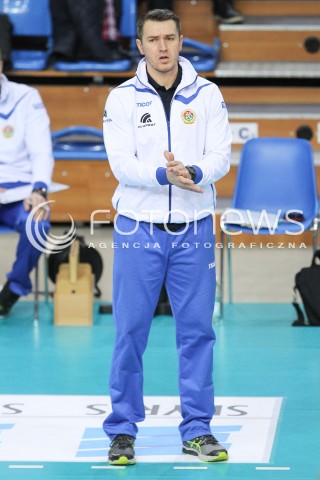  13.02.2016 RZESZOW <br />SIATKOWKA ORLEN LIGA 2015/2016 <br />WOMEN VOLLEYBALL POLAND POLISH ORLENLIGA LEAGUE SEASON 2015/2016 <br />MECZ DEVELOPRES SKYRES RZESZOW - BKS ALUPROF PROFI CREDIT BIELSKO - BIALA<br />N/Z MARIUSZ WIKTOROWICZ - I TRENER ( HEAD COACH ) SYLWETKA <br /> 