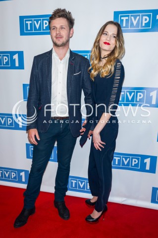  15.02.2016 WARSZAWA<br />PREZENTACJA RAMOWKI WIOSENNEJ TVP<br />N/Z ANTONI KROLIKOWSKI Z DZIEWCZYNA KOBIETA KATARZYNA SAWCZUK <br /> 