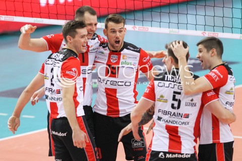  20.02.2016 RZESZOW <br />SIATKOWKA PLUS LIGA 2015/2016 MEN VOLLEYBALL POLAND POLISH PLUSLIGA LEAGUE SEASON 2015/2016 <br />MECZ ASSECO RESOVIA RZESZOW - LUCZNICZKA BYDGOSZCZ <br />N/Z RUSSELL HOLMES BARTOSZ KUREK THOMAS JAESCHKE RADOSC EMOCJE <br /> 