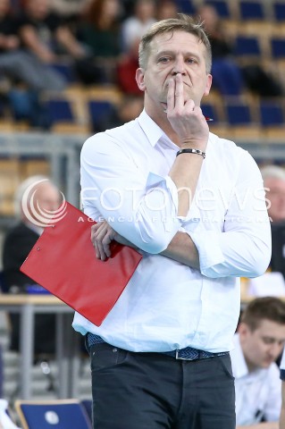  21.02.2016 LODZ SIATKOWKA ORLEN LIGA SEZON 2015/2016 WOMEN VOLLEYBALL POLISH SEASON BEEF MASTER BUDOWLANI LODZ - PGE ATOM TREFL SOPOT<br />
N/Z TRENER JACEK PASINSKI SYLWETKA<br />
 