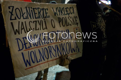  01.03.2016 WARSZAWA <br />MARSZ PAMIECI ZOLNIERZY WYKLETYCH 2016<br /> N/Z TRANSPARENT<br /> 