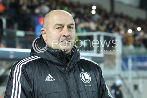  02.03.2016 NIECIECZA <br />PILKA NOZNA T-MOBILE EKSTRAKLASA SEZON 2015/2016 <br />FOOTBALL POLISH EKSTRAKLASA SEASON 2015/16<br />MECZ TERMALICA BRUK-BET NIECIECZA - LEGIA WARSZAWA <br />N/Z STANISLAW CZERCZESOW - I TRENER ( HEAD COACH ) SYLWETKA <br /> 