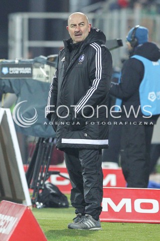  02.03.2016 NIECIECZA <br />PILKA NOZNA T-MOBILE EKSTRAKLASA SEZON 2015/2016 <br />FOOTBALL POLISH EKSTRAKLASA SEASON 2015/16<br />MECZ TERMALICA BRUK-BET NIECIECZA - LEGIA WARSZAWA <br />N/Z STANISLAW CZERCZESOW - I TRENER ( HEAD COACH ) SYLWETKA <br /> 
