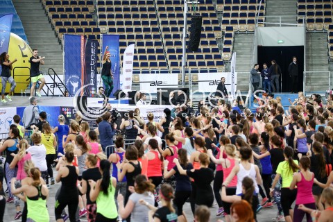  05.03.2016 LODZ<br />
TRENING KARATE CARDIO Z ANNA LEWANDOWSKA W LODZKIEJ ATLAS ARENIE<br />
N/Z ANNA LEWANDOWSKA<br />
 