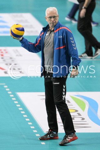  07.03.2016 RZESZOW<br />SIATKOWKA ORLEN LIGA 2015/2016 WOMEN VOLLEYBALL POLAND POLISH ORLENLIGA LEAGUE SEASON 2015/2016<br />MECZ DEVELOPRES SKYRES RZESZOW - KS PALAC BYDGOSZCZ<br />N/Z JACEK SKROK - I TRENER ( HEAD COACH ) SYLWETKA <br /> 