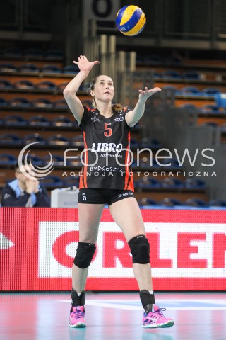  07.03.2016 RZESZOW<br />SIATKOWKA ORLEN LIGA 2015/2016 WOMEN VOLLEYBALL POLAND POLISH ORLENLIGA LEAGUE SEASON 2015/2016<br />MECZ DEVELOPRES SKYRES RZESZOW - KS PALAC BYDGOSZCZ<br />N/Z NATALIA MISIUNA SYLWETKA <br /> 
