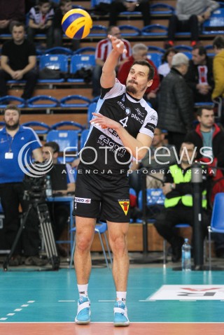  11.03.2016 RZESZOW<br />SIATKOWKA PLUSLIGA 2015/2016 MEN VOLLEYBALL POLAND POLISH PLUS LIGA LEAGUE SEASON 2015/2016<br />MECZ ASSECO RESOVIA RZESZOW - CERRAD CZARNI RADOM<br />N/Z DANIEL PLINSKI SYLWETKA <br /> 
