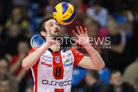  11.03.2016 RZESZOW<br />SIATKOWKA PLUSLIGA 2015/2016 MEN VOLLEYBALL POLAND POLISH PLUS LIGA LEAGUE SEASON 2015/2016<br />MECZ ASSECO RESOVIA RZESZOW - CERRAD CZARNI RADOM<br />N/Z JULIEN LYNEEL SYLWETKA <br /> 