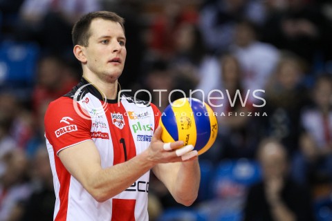 11.03.2016 RZESZOW<br />SIATKOWKA PLUSLIGA 2015/2016 MEN VOLLEYBALL POLAND POLISH PLUS LIGA LEAGUE SEASON 2015/2016<br />MECZ ASSECO RESOVIA RZESZOW - CERRAD CZARNI RADOM<br />N/Z BARTOSZ KUREK SYLWETKA <br /> 