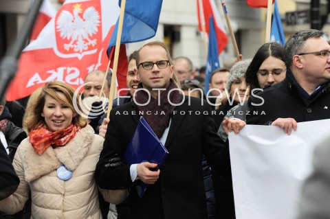  12.03.2015 WARSZAWA <br />MANIFESTACJA OBYWATELSKA W SPRAWIE TRYBUNALU KONSTYTUCYJNEGO<br />N/Z MICHAL SZCZERBA<br /> 