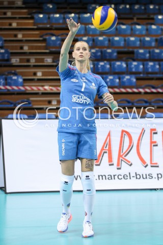  12.03.2016 RZESZOW<br />SIATKOWKA ORLEN LIGA 2015/2016 WOMEN VOLLEYBALL POLAND POLISH ORLENLIGA LEAGUE SEASON 2015/2016<br />MECZ DEVELOPRES SKYRES RZESZOW - CHEMIK POLICE<br />N/Z ANNA WERBLINSKA SYLWETKA <br /> 