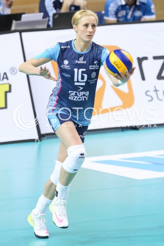  12.03.2016 RZESZOW<br />SIATKOWKA ORLEN LIGA 2015/2016 WOMEN VOLLEYBALL POLAND POLISH ORLENLIGA LEAGUE SEASON 2015/2016<br />MECZ DEVELOPRES SKYRES RZESZOW - CHEMIK POLICE<br />N/Z ALEKSANDRA JEGIELO SYLWETKA <br /> 