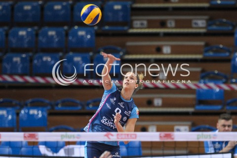  12.03.2016 RZESZOW<br />SIATKOWKA ORLEN LIGA 2015/2016 WOMEN VOLLEYBALL POLAND POLISH ORLENLIGA LEAGUE SEASON 2015/2016<br />MECZ DEVELOPRES SKYRES RZESZOW - CHEMIK POLICE<br />N/Z HELENA HAVELKOVA ZAGRYWKA SYLWETKA  <br /> 