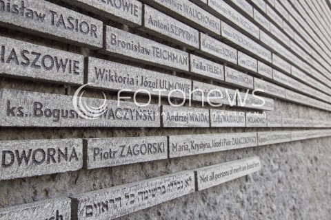  17.03.2016 MARKOWA ( POLAND )<br />WIZYTA PARY PREZYDENCKIEJ W WOJEWODZTWIE PODKARPACKIM<br />OTWARCIE MUZEUM POLAKOW RATUJACYCH ZYDOW PODCZAS II WOJNY SWIATOWEJ IM. RODZINY ULMOW<br />N/Z MUZEUM WIDOK VIEW ZEWNATRZ TABLICZKI TABLICE NAZWISKA OSOB ZAMORDOWANYCH<br /> 