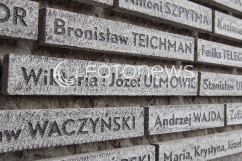  17.03.2016 MARKOWA ( POLAND )<br />WIZYTA PARY PREZYDENCKIEJ W WOJEWODZTWIE PODKARPACKIM<br />OTWARCIE MUZEUM POLAKOW RATUJACYCH ZYDOW PODCZAS II WOJNY SWIATOWEJ IM. RODZINY ULMOW<br />N/Z MUZEUM WIDOK VIEW ZEWNATRZ TABLICZKI TABLICE NAZWISKA OSOB ZAMORDOWANYCH<br /> 