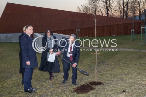  17.03.2016 MARKOWA ( POLAND )<br />WIZYTA PARY PREZYDENCKIEJ W WOJEWODZTWIE PODKARPACKIM<br />OTWARCIE MUZEUM POLAKOW RATUJACYCH ZYDOW PODCZAS II WOJNY SWIATOWEJ IM. RODZINY ULMOW<br />ZASADZENIE DRZEWA OWOCOWEGO W OGRODZIE MUZEUM<br />N/Z PREZYDENT RP ANDRZEJ DUDA MICHAEL SCHUDRICH - NACZELNY RABIN POLSKI<br /> 