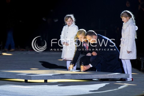  17.03.2016 MARKOWA ( POLAND )<br />WIZYTA PARY PREZYDENCKIEJ W WOJEWODZTWIE PODKARPACKIM<br />OTWARCIE MUZEUM POLAKOW RATUJACYCH ZYDOW PODCZAS II WOJNY SWIATOWEJ IM. RODZINY ULMOW<br />N/Z PREZYDENT RP ANDRZEJ DUDA Z MALZONKA AGATA DUDA ZAPALA ZNICZ<br /> 