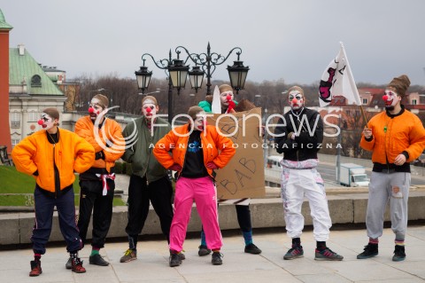  19.03.2016 WARSZAWA<br />
 MARSZ RAZEM PRZECIWKO RASIZMOWI W WARSZAWIE W RAMACH OGOLNOPOLSKIEJ AKCJI MANIFESTACYJNEJ PRZECIWKO RASIZMOWI<br />
 N/Z KLAUNY UCZESTNICY MANIFESTACJI<br />
 