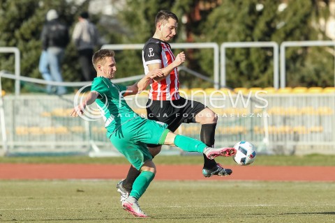  19.03.2016 RZESZOW <br />PILKA NOZNA III LIGA LUBELSKO - PODKARPACKA  SEZON 2015/2016 <br />MECZ CWKS RESOVIA - IZOLATOR BOGUCHWALA <br />N/Z PIOTR SZKOLNIK ADRIAN SITEK<br /> 