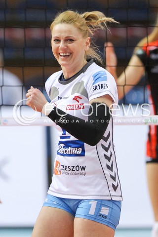  24.03.2016 RZESZOW<br />SIATKOWKA ORLEN LIGA 2015/2016 WOMEN VOLLEYBALL POLAND POLISH ORLENLIGA LEAGUE SEASON 2015/2016<br />MECZ O 9. MIEJSCE<br />MECZ DEVELOPRES SKYRES RZESZOW - KS PALAC BYDGOSZCZ <br />N/Z EWA CABAJEWSKA RADOSC EMOCJE SYLWETKA <br /> 