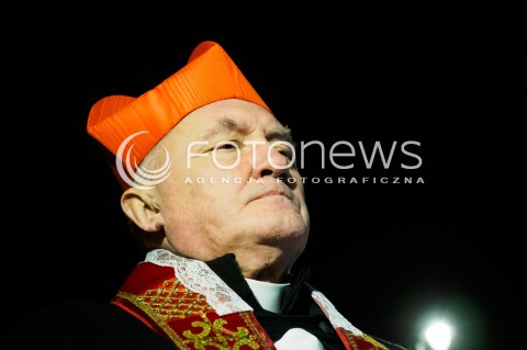  25.03.2016 WARSZAWA<br /> WARSZAWSKA DROGA KRZYZOWA 2016 W WIELKI PIATEK POD PRZEWODNICTWEM KARDYNALA KAZIMIERZA NYCZA<br /> N/Z KARDYNAL KAZIMIERZ NYCZ<br />  