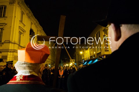  25.03.2016 WARSZAWA<br /> WARSZAWSKA DROGA KRZYZOWA 2016 W WIELKI PIATEK POD PRZEWODNICTWEM KARDYNALA KAZIMIERZA NYCZA<br /> N/Z <br />  