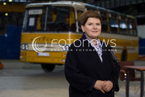 Premier Beata Szydło w fabryce Autosan w Sanoku