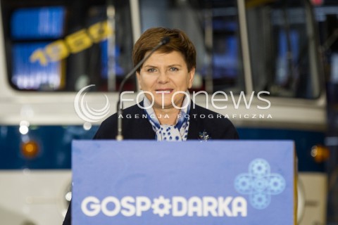  30.03.2016 SANOK <br />WIZYTA PREMIER BEATY SZYDLO W WOJEWODZTWIE PODKARPACKIM<br />SPOTKANIE Z MIESZKANCAMI SANOKA W FABRYCE AUTOBUSOW AUTOSAN<br />N/Z BEATA SZYDLO <br /> 
