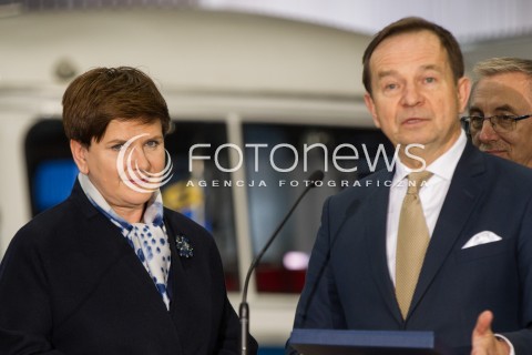  30.03.2016 SANOK <br />WIZYTA PREMIER BEATY SZYDLO W WOJEWODZTWIE PODKARPACKIM<br />SPOTKANIE Z MIESZKANCAMI SANOKA W FABRYCE AUTOBUSOW AUTOSAN<br />N/Z BEATA SZYDLO WLADYSLAW ORTYL<br /> 
