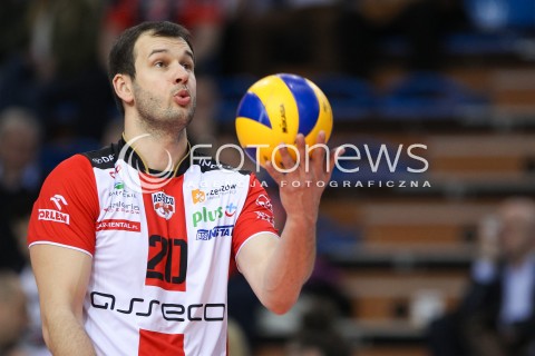  31.03.2016 RZESZOW<br />SIATKOWKA PLUSLIGA 2015/2016 MEN VOLLEYBALL POLAND POLISH PLUS LIGA LEAGUE SEASON 2015/2016<br />MECZ ASSECO RESOVIA RZESZOW - MKS BEDZIN <br />N/Z DOMINIK WITCZAK SYLWETKA <br /> 
