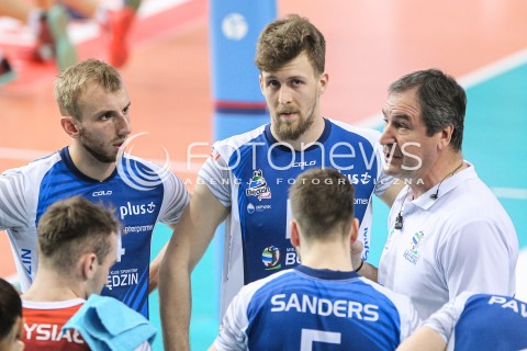  31.03.2016 RZESZOW<br />SIATKOWKA PLUSLIGA 2015/2016 MEN VOLLEYBALL POLAND POLISH PLUS LIGA LEAGUE SEASON 2015/2016<br />MECZ ASSECO RESOVIA RZESZOW - MKS BEDZIN <br />N/Z STELIO DEROCCO - I TRENER ( HEAD COACH ) JAKUB PESZKO MATEUSZ PIOTROWSKI <br /> 